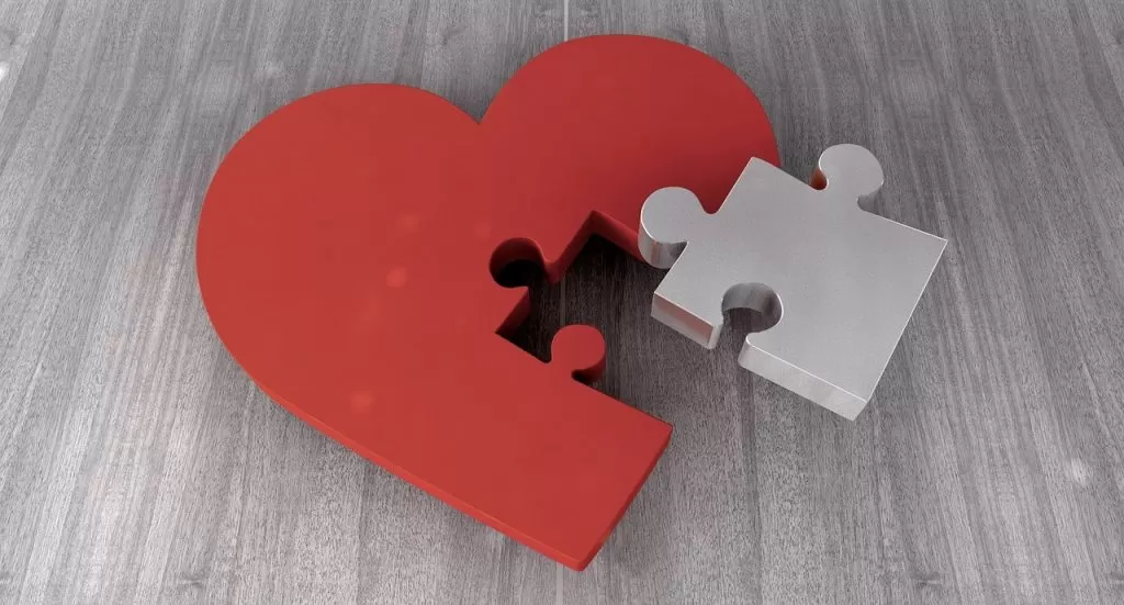 Signs your ex still has feelings for you